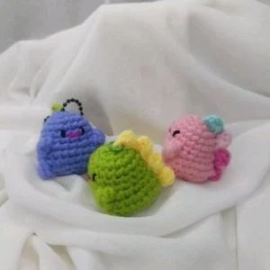 gantungan kunci dino mini | keychain dino | gantungan rajut dino